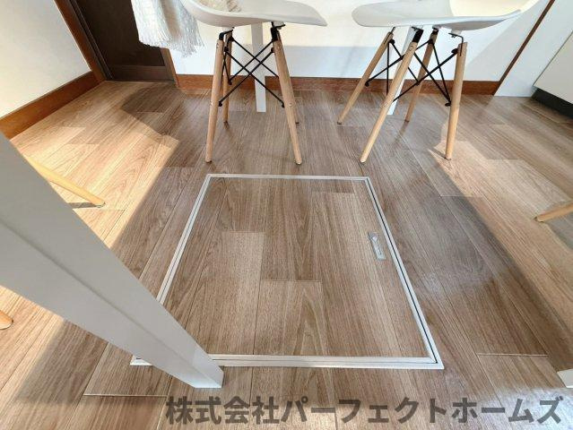 野村中町戸建の収納|床下収納