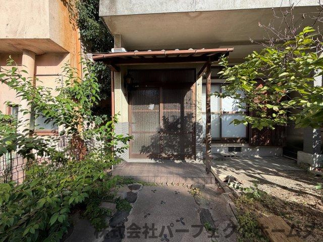 野村中町戸建の玄関|玄関です