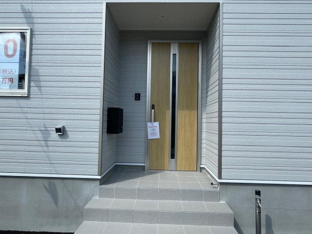 秋田市御野場　第9の玄関