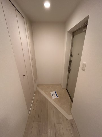 コンフォールメゾンの玄関