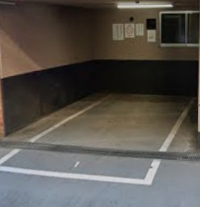 ドルミ錦糸町大興ビルの駐車場