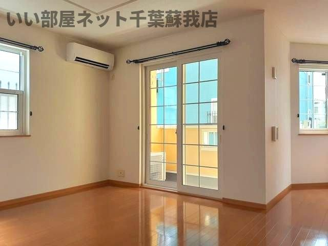 サンライズ・あじさい　Ｂの居間・リビング|おしゃれな居間です