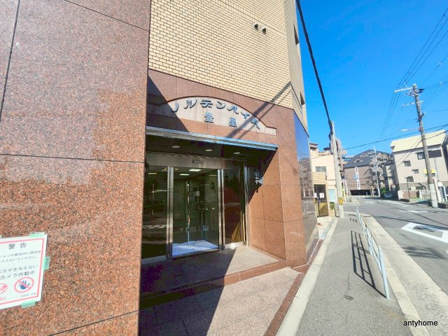 ノルデンハイム豊里 仲介手数料無料のエントランス