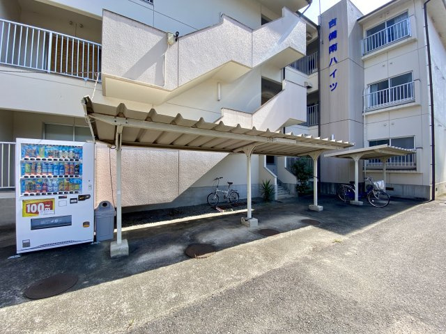 吉備南ハイツの駐車場