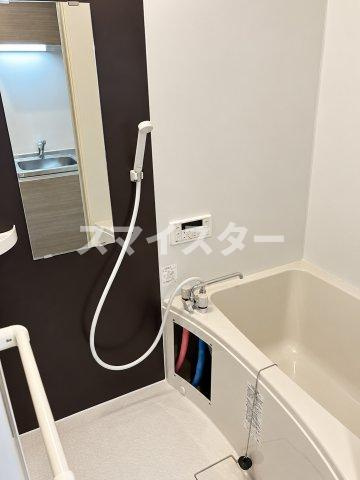 ステーションライツ志津の浴室