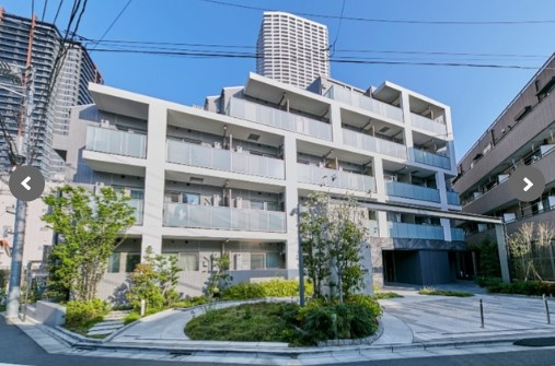 【外観】 | ルフォンプログレ中野坂上 | 鉄筋コンクリート造のがっちりとした建物。