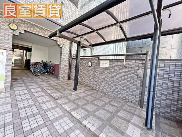 【その他共用部分】 | シャトルアラタマ | 自転車置き場