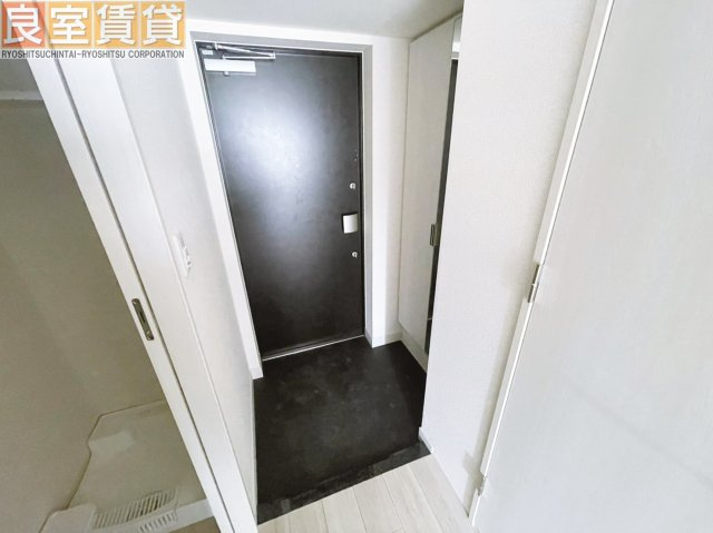 【玄関】 | プレサンスNAGOYA覚王山