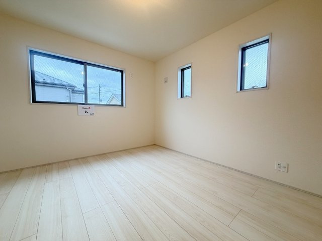 八潮市大字大原　新築戸建　全4棟　4号棟の洋室|同施工会社の参考写真になります。