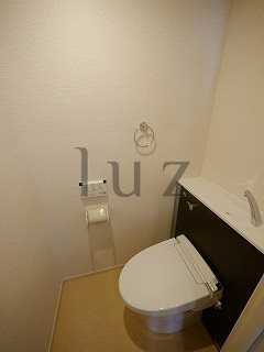 ヴェルジェ天王町のトイレ
