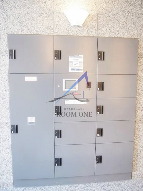 ルーブル多摩川南六郷のその他共用部分|宅配ボックスです。