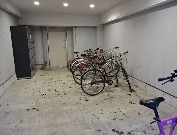 江東区亀戸１丁目の賃貸マンションの駐車場|駐輪場