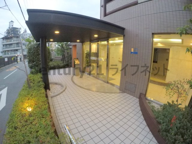 【エントランス】 | メルヴェーユコマドリ