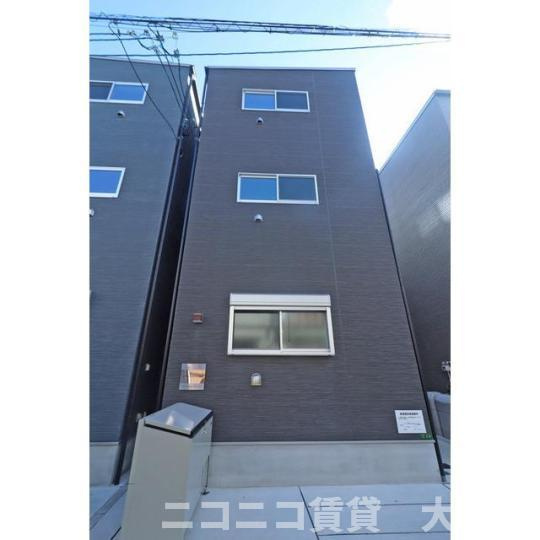 大阪市生野区中川西１丁目のアパートの外観