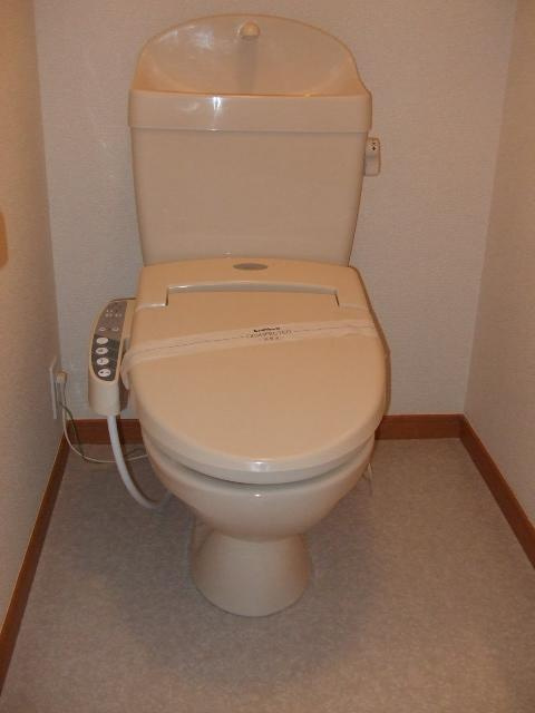 レオパレスアオキのトイレ
