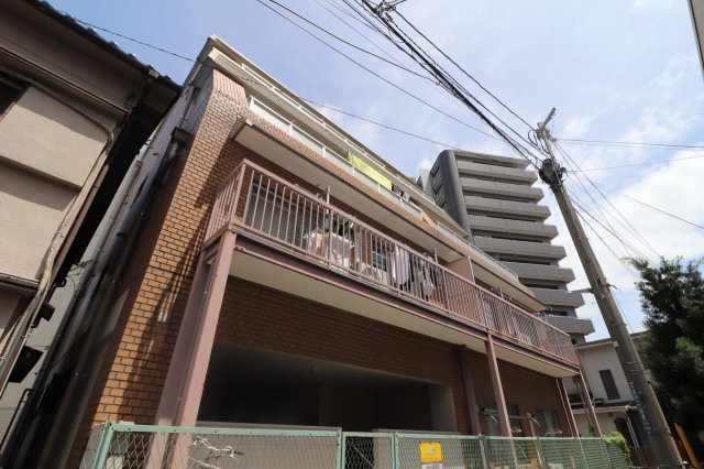 ポートステージ千里丘の外観