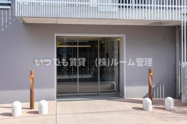 ソルテ千駄ヶ谷のエントランス