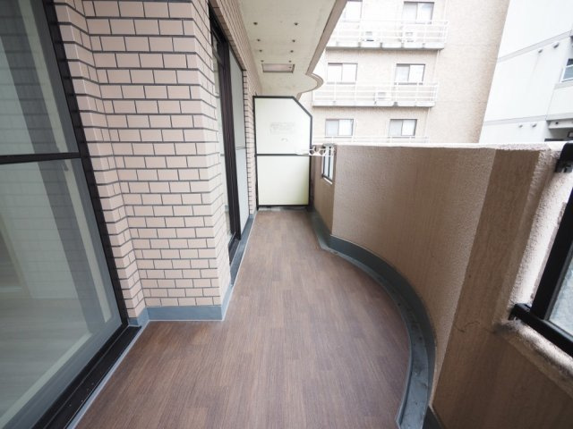 センターロイヤルのバルコニー