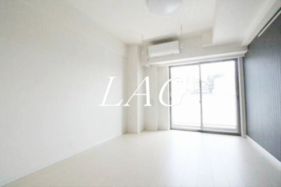 【居間・リビング】 | ＭＡＸＩＶ江北アレグリアコート | 洋室のお部屋です。
