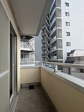 北区田端新町３丁目の賃貸マンションのバルコニー|※別部屋参考写真