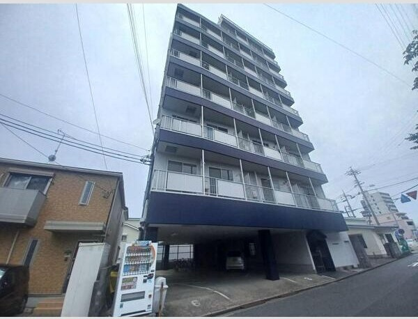 Eight BuildingⅠ