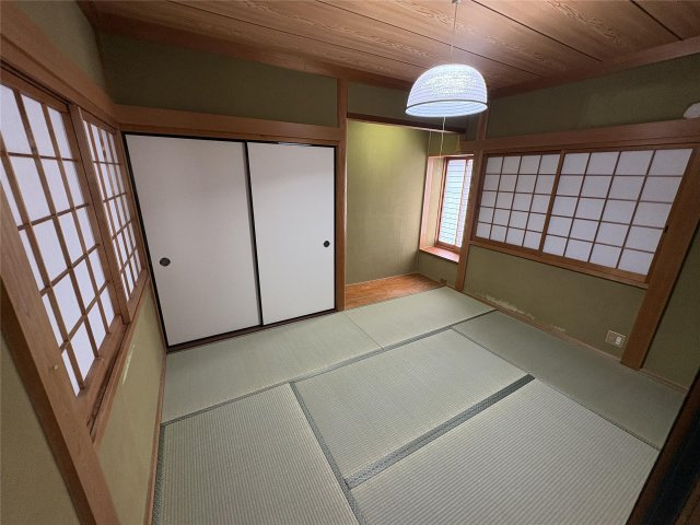 【寝室】