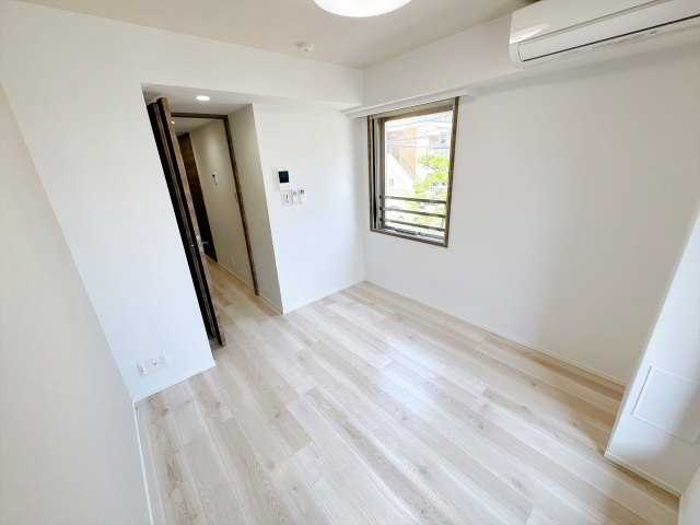 【寝室】 | グランドロアール上新庄