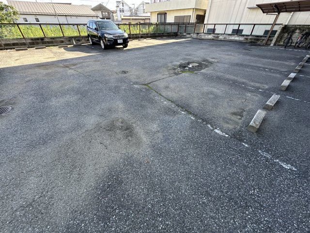 【駐車場】 | メゾンM&A籠原