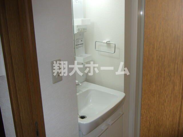 栄宝ビルの洗面所