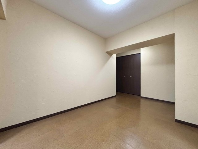 コンセール丸の内の洋室