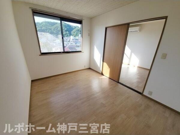 中山手ガーデンパレスD棟の内装