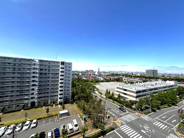 南西向きで明るいバルコニー