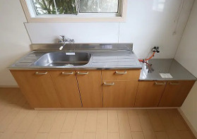 山梨県山梨市　一棟アパートのキッチン