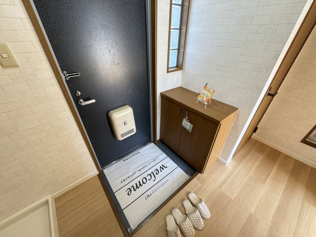 ルミナスコートの玄関