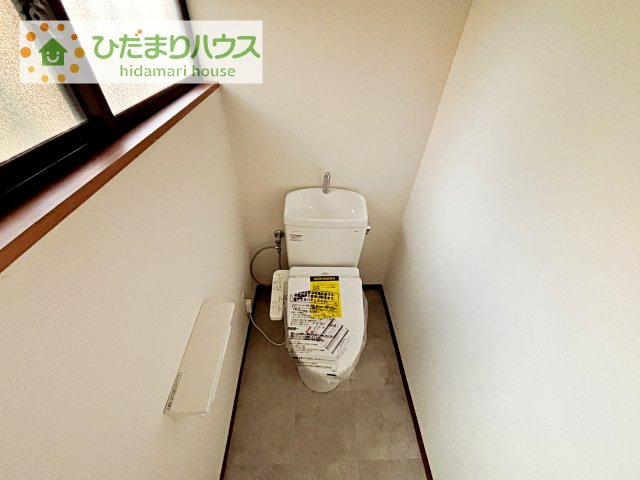 【トイレ】 | 筑西市岡芹　中古戸建 | トイレは1F、2F共に完備！取り合いになることがありませんね(^^)/