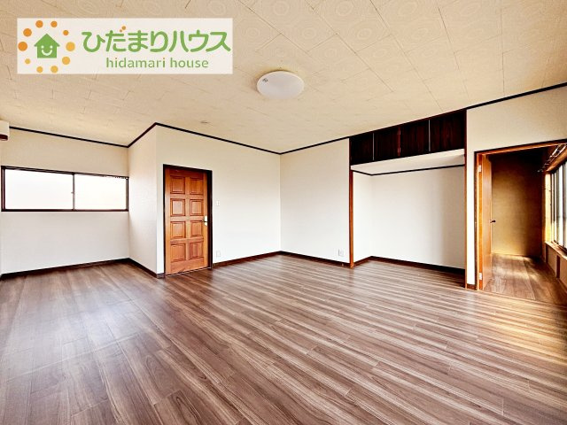 【寝室】 | 筑西市岡芹　中古戸建 | ゆとりのある主寝室！ご家族全員で寝れちゃいます♪
