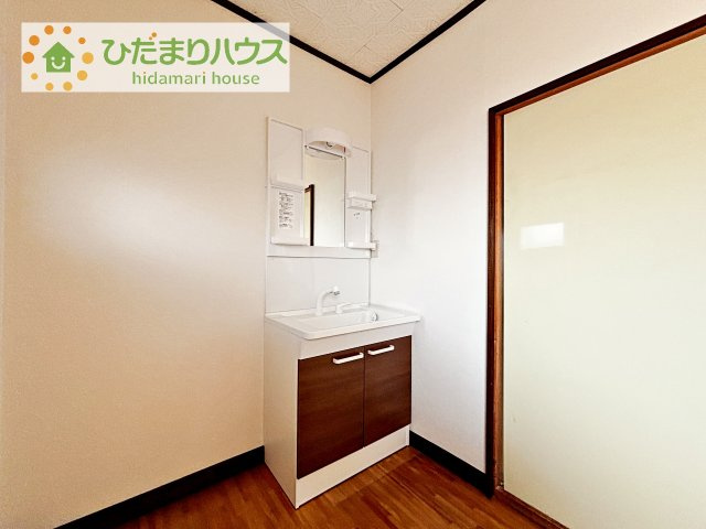 【独立洗面台】 | 筑西市岡芹　中古戸建 | シンプルで使い勝手の良い独立洗面台！