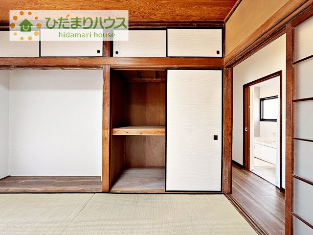 【収納】 | 筑西市岡芹　中古戸建 | 和室の収納は横開きクローゼット！
しまった物の出し入れも楽々です(^^)