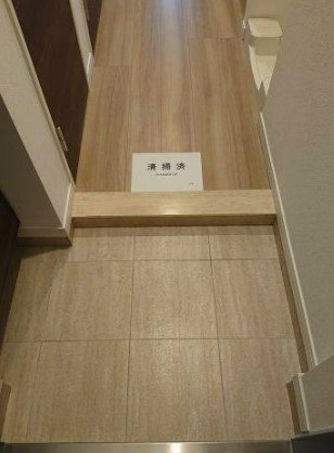 リライア東武練馬の玄関