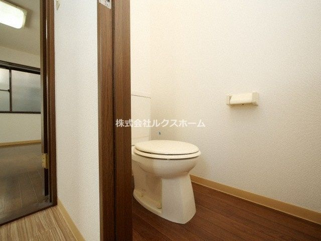 サンパレスエルのトイレ