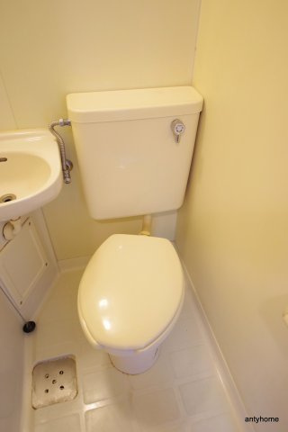 サバーブシティ13　仲介手数料無料のトイレ