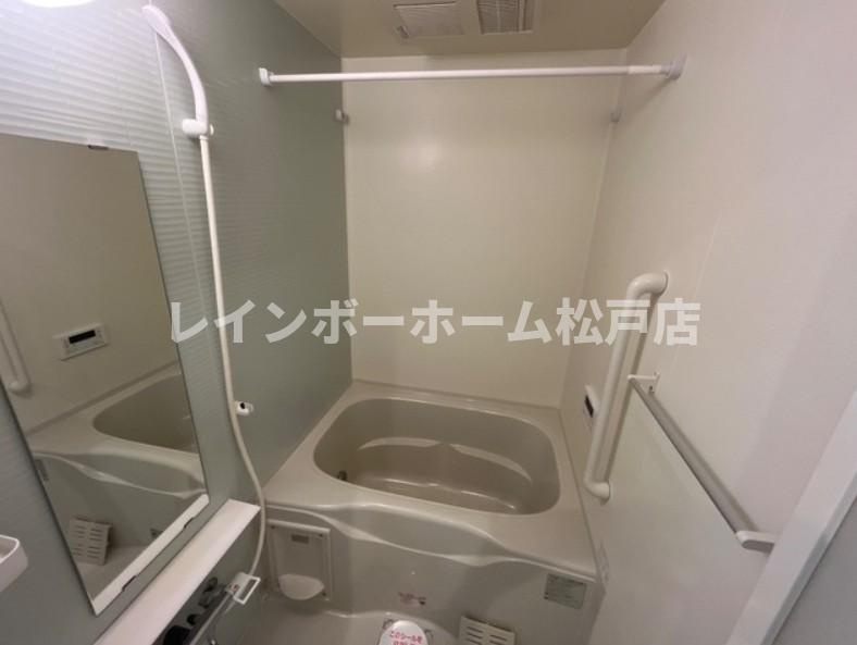 【非対面接客対応！】接客・申込・契約　オンライン＆LINE　相談可！の浴室