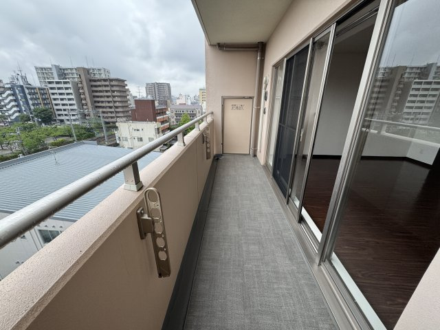 Elementary　Placeのバルコニー