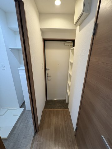 ウエスト桂川駅前の玄関