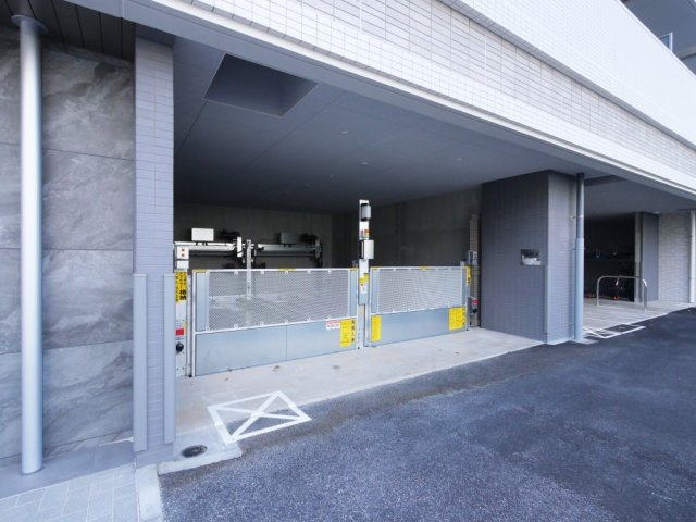 MAXIV大阪長田の駐車場