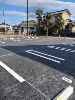【駐車場】 | ヴィラ・アルジャンテ | カースペースがあります
