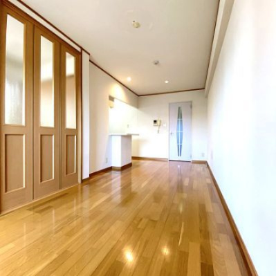 ブリスポート新屋敷の内装