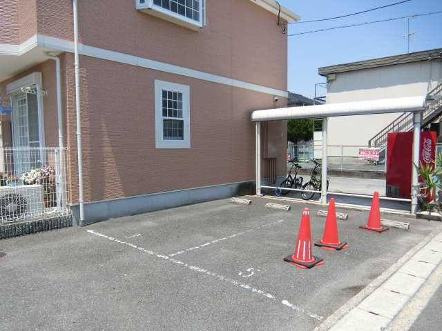 水尾コンチェルトの駐車場