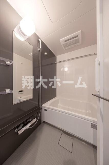 Ｓ－ＲＥＳＩＤＥＮＣＥ入谷ａｌｅｓｉａの浴室