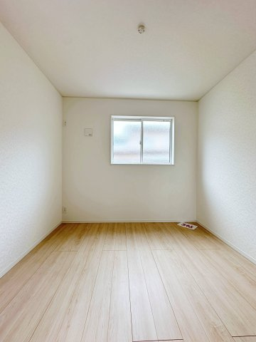 安佐南区安東5丁目の洋室|5帖の洋室☆